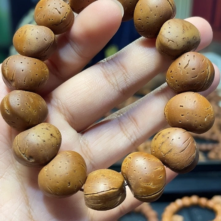 手串/手链橄榄核龙纹