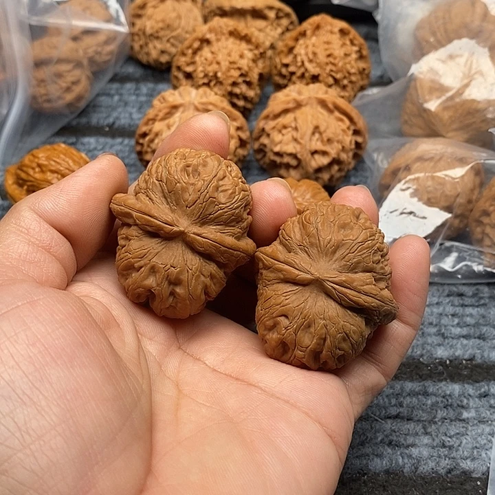 火***开文玩核桃把件全品元宝43