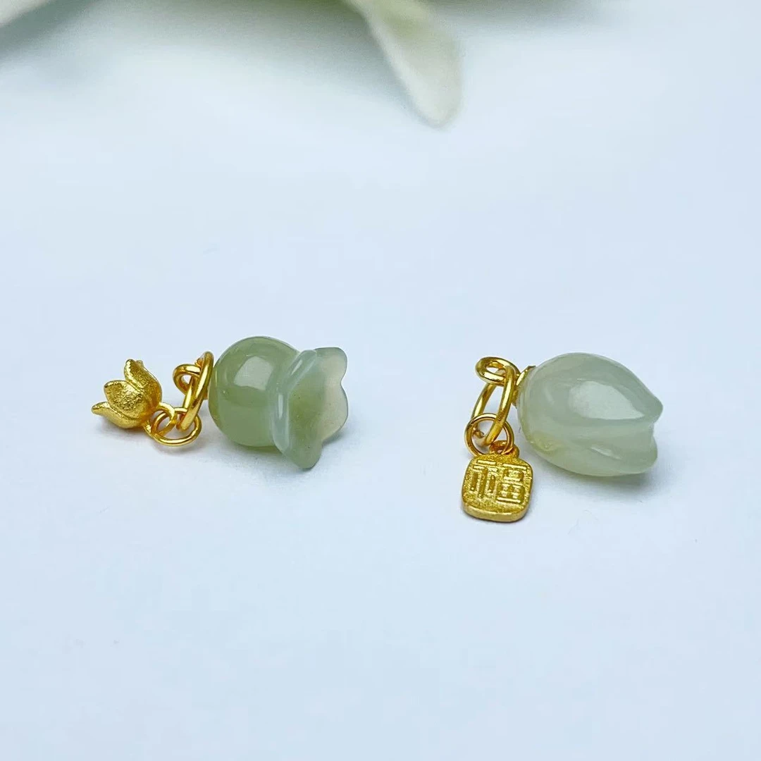 【萌宝饰品】B863天然和田玉郁金香/兰铃花滴流精工雕刻DIY13*6.5mm