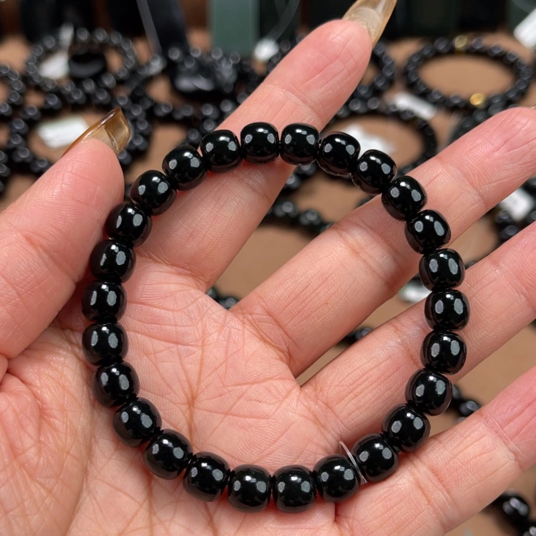 ****倒和田玉未镶嵌手串8