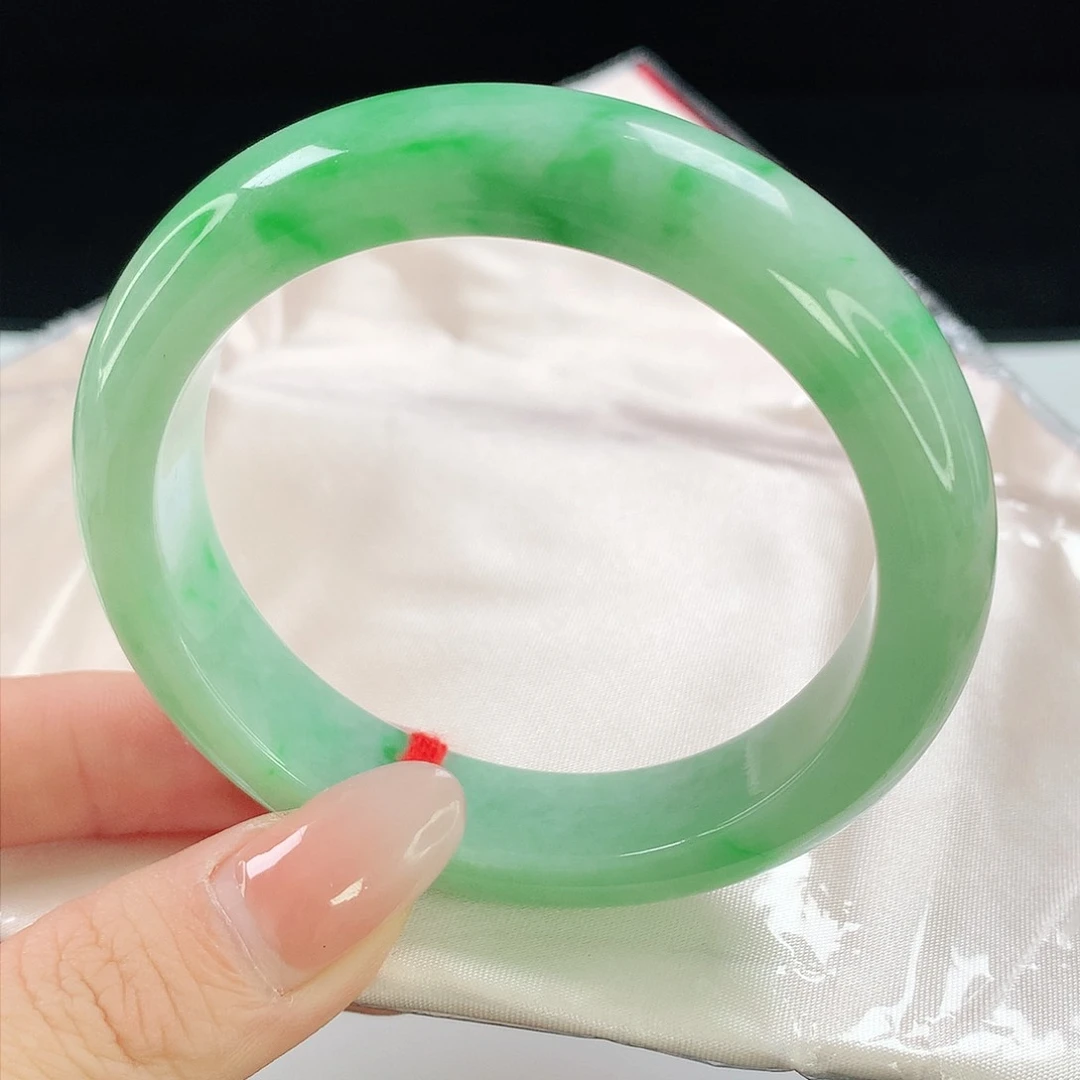 翡翠手镯未镶嵌223翡翠