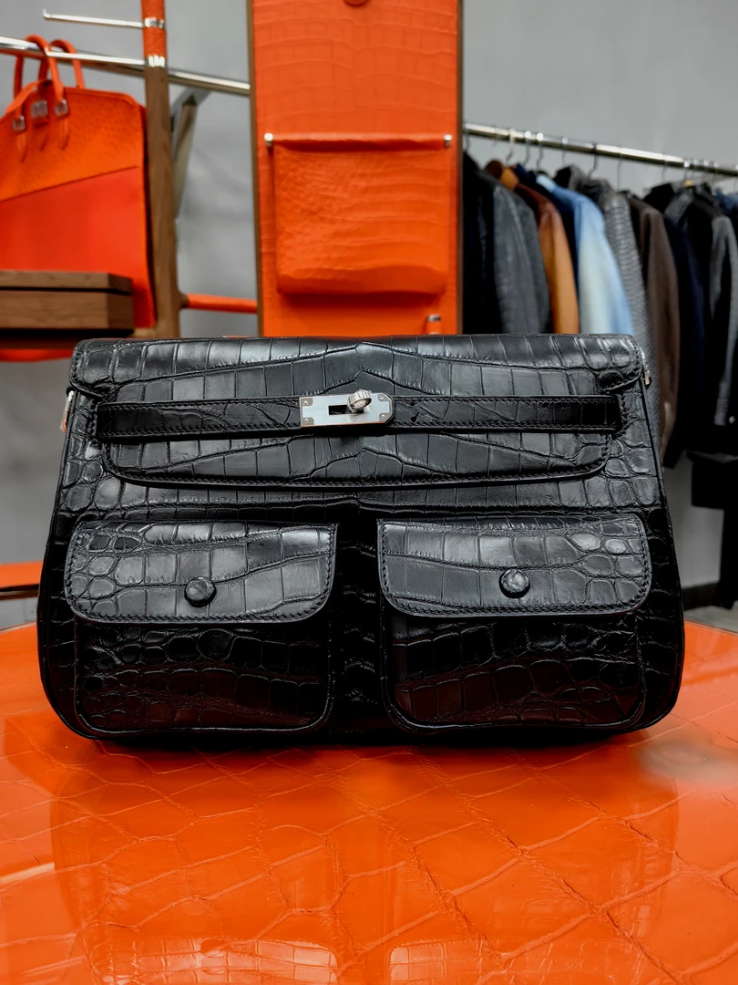 鳄鱼皮男士单肩包31/21/12cm时尚黑色百搭休闲质感小众时尚潮流