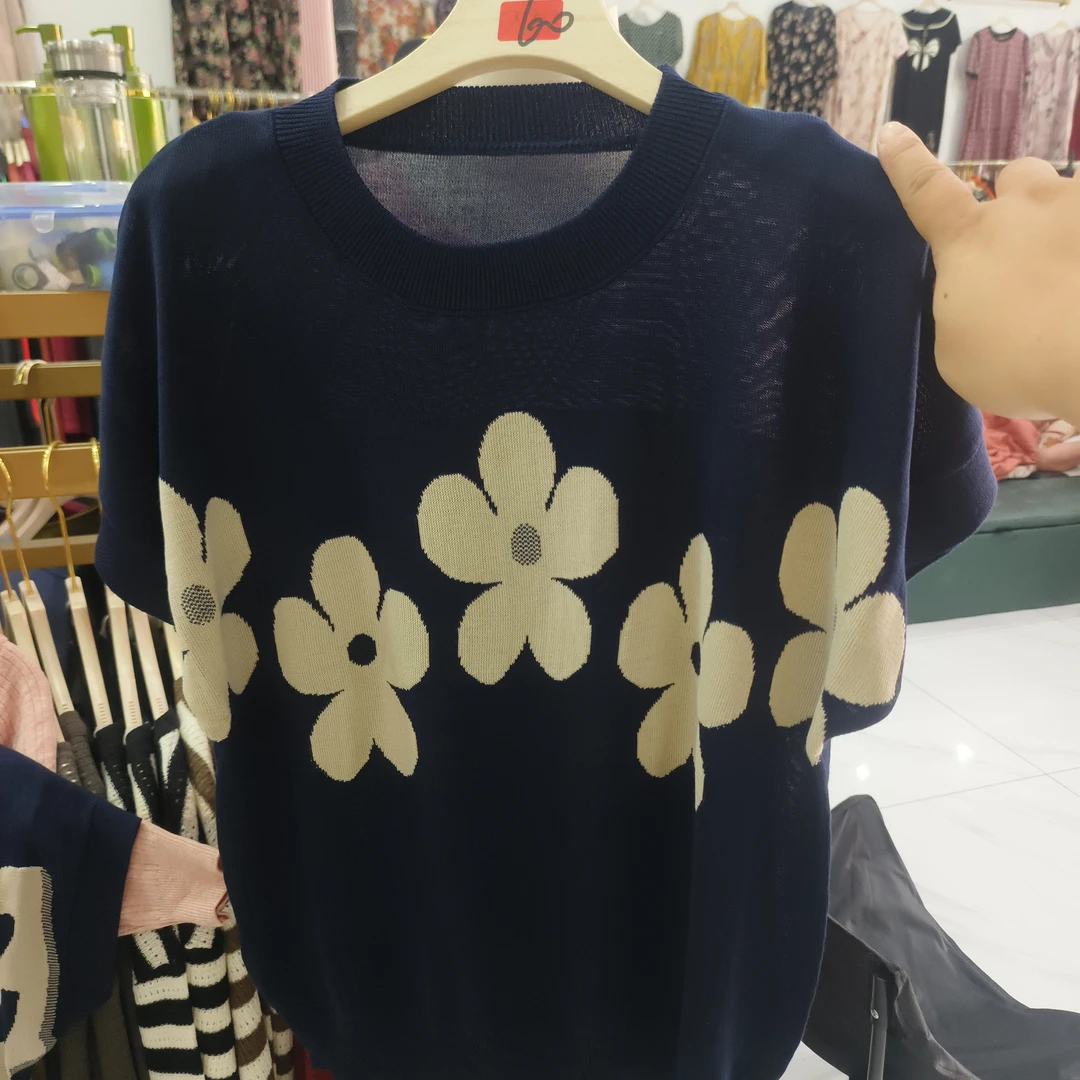 良玉推荐五朵金花针织短袖