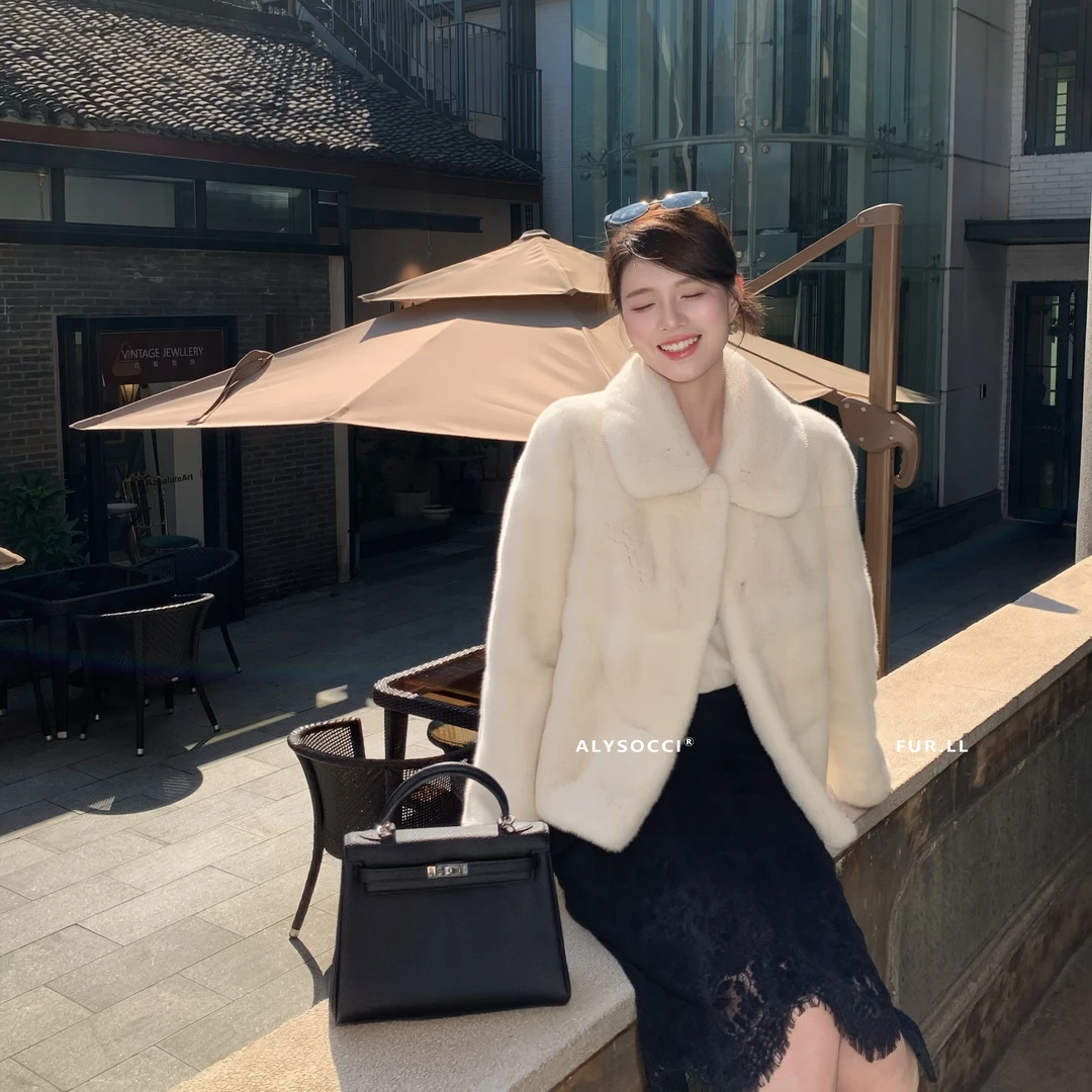 SOCCI速喜「囡囡」气质千金横纹不动刀进口丹麦紫金短二母貂皮草女