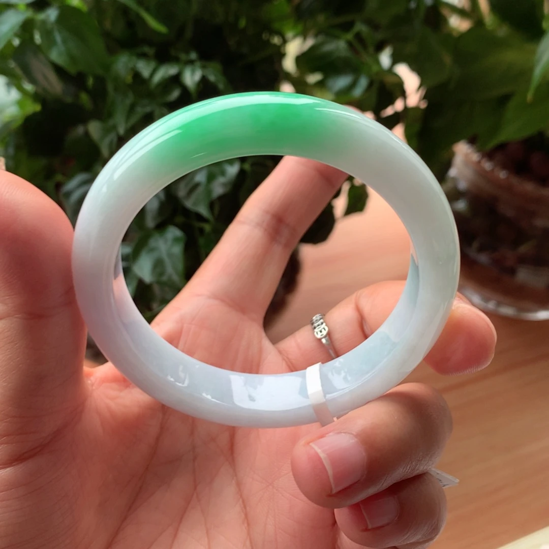 ༺***༻翡翠未镶嵌手镯2号