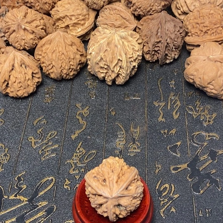 是***辰文玩核桃吊坠文玩核桃异形单只