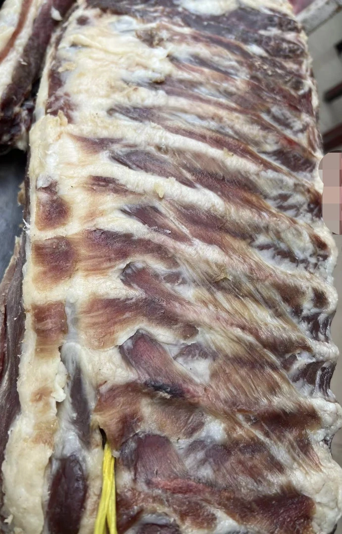 云南腾冲土猪腊排骨散称商品卖一送一到手1000克