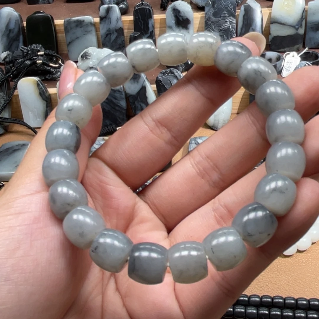 和田玉（糖玉）未镶嵌颈饰