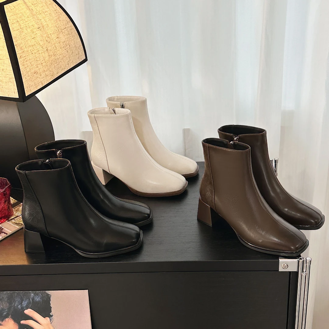 【山茶花】瘦瘦靴高级感时尚百搭洋气切尔西显腿细高级98010