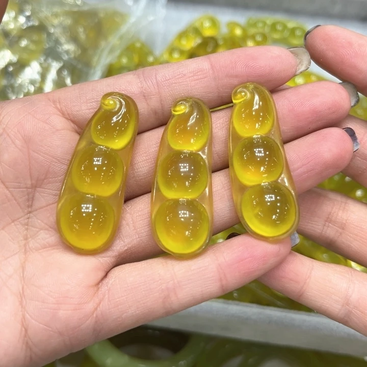 蛇纹石玉颈饰未镶嵌多样性拍一单发一个