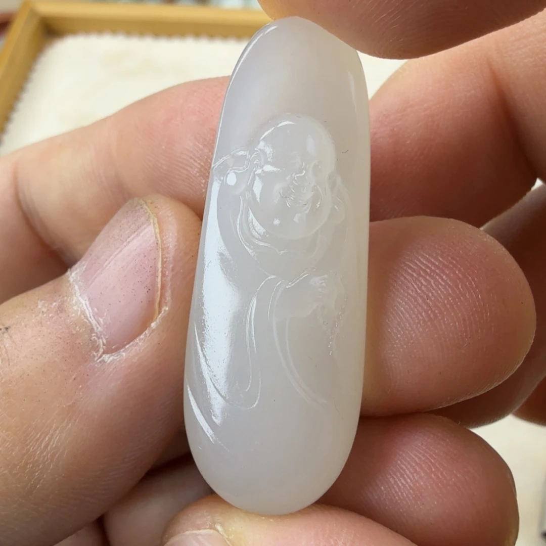和田玉（糖玉）未镶嵌手镯