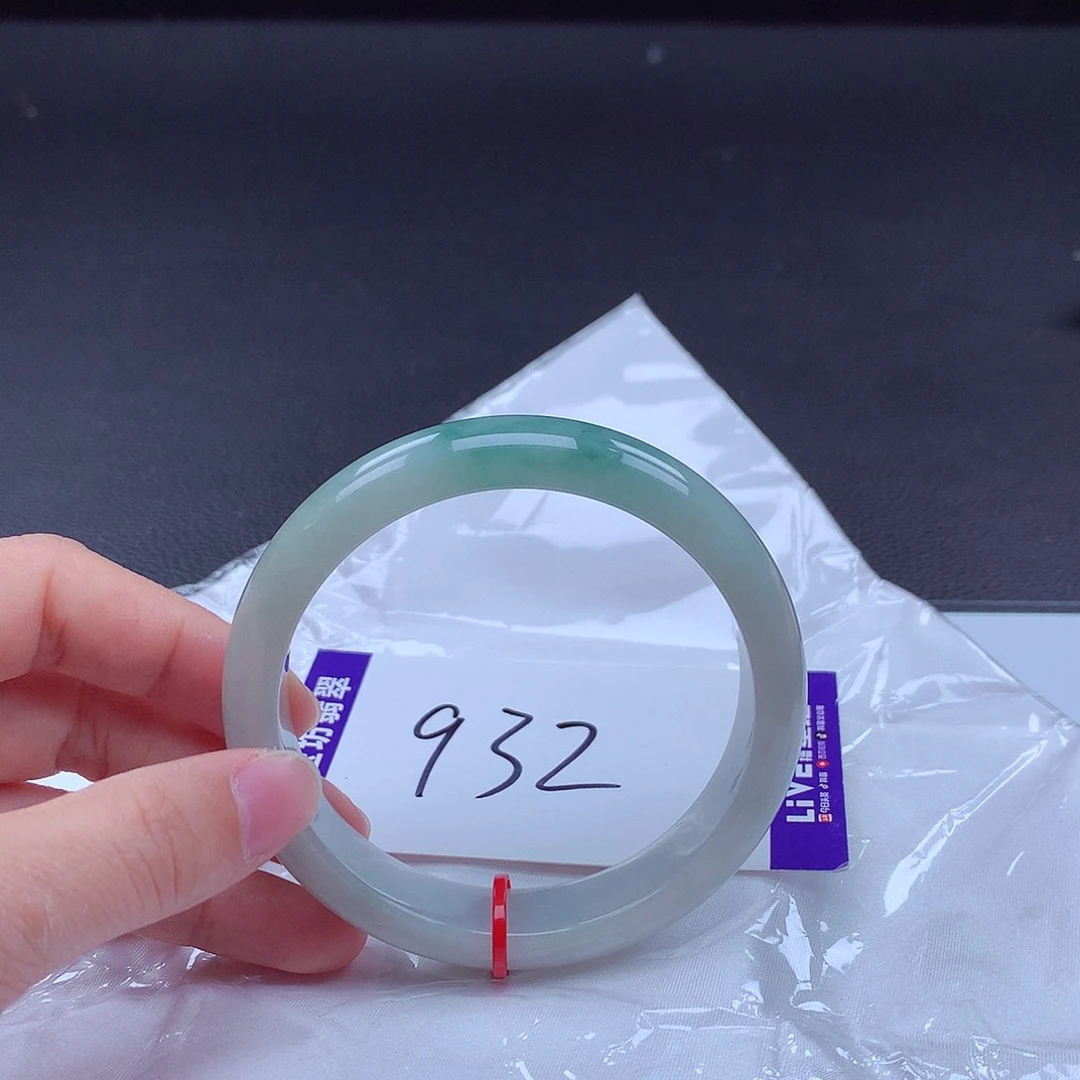 翡翠手镯未镶嵌手镯000648