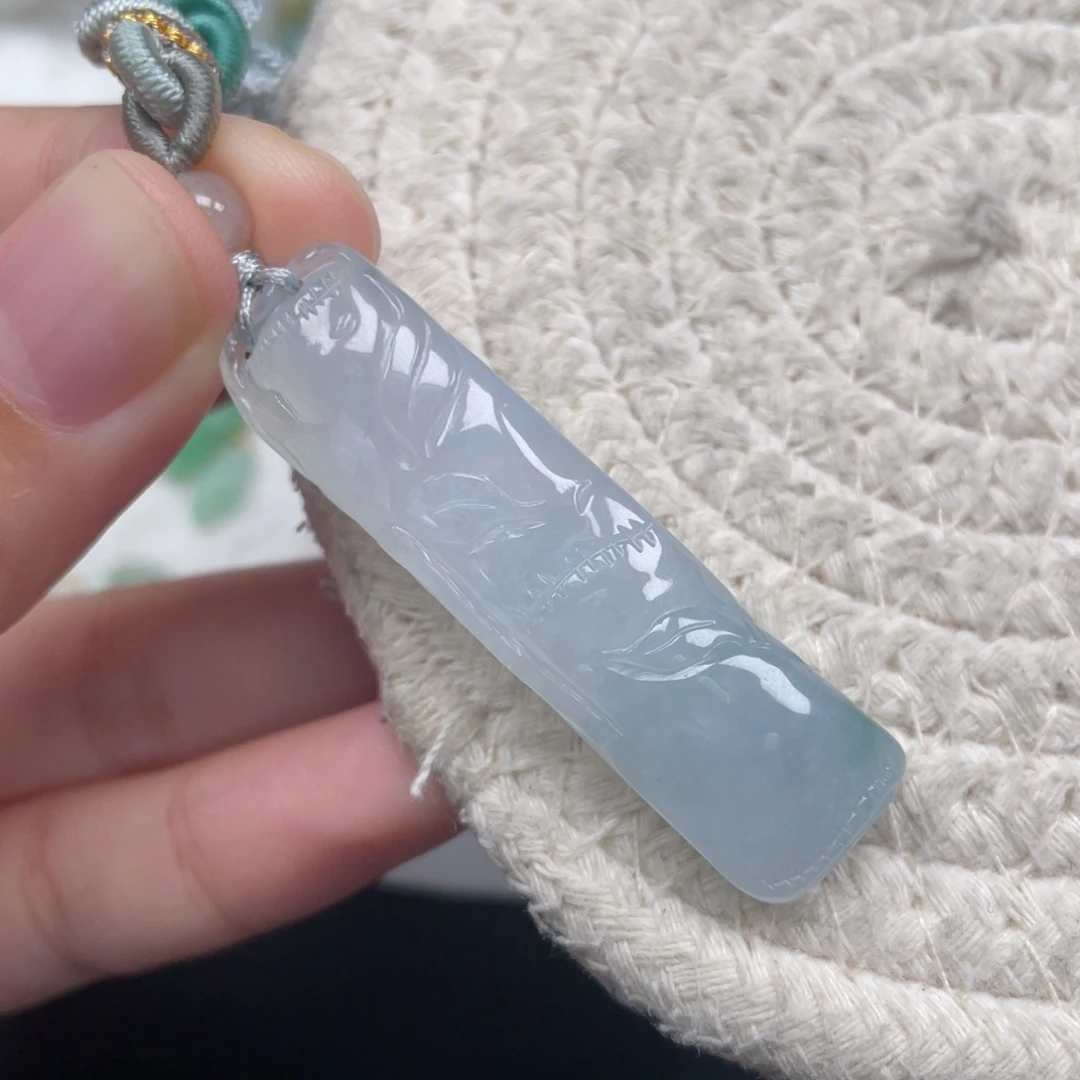 翡翠未镶嵌颈饰天然A货缅甸翡翠