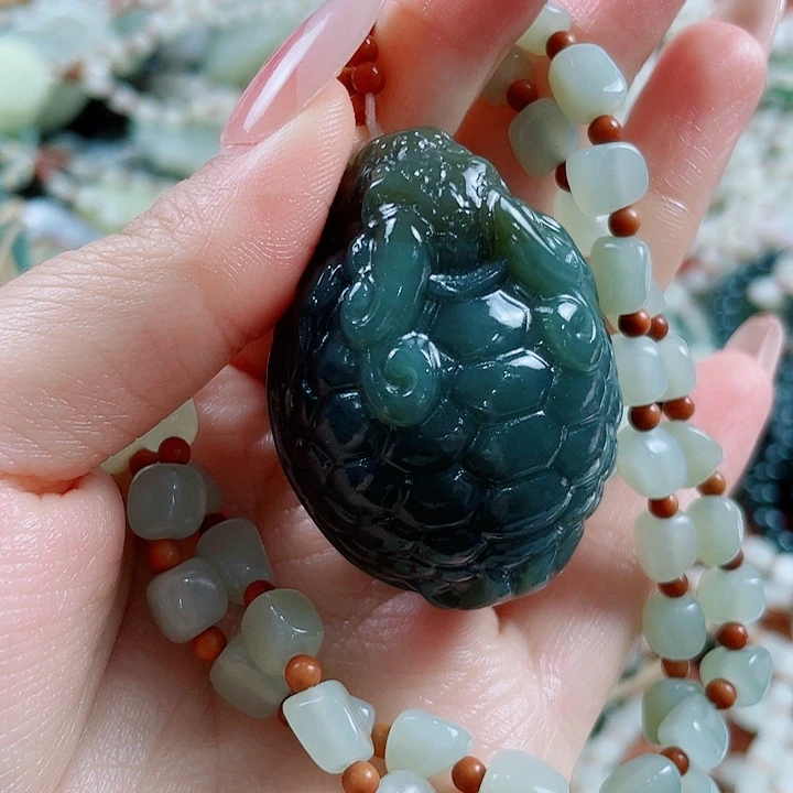 和田玉未镶嵌挂件