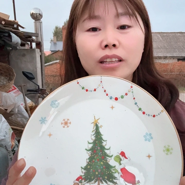 象牙白瓷牛排盘微瑕圣诞树