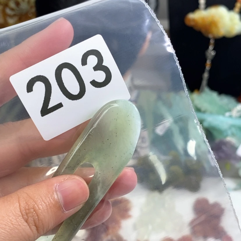 【闪购商品】岫玉发饰未镶嵌飘*?