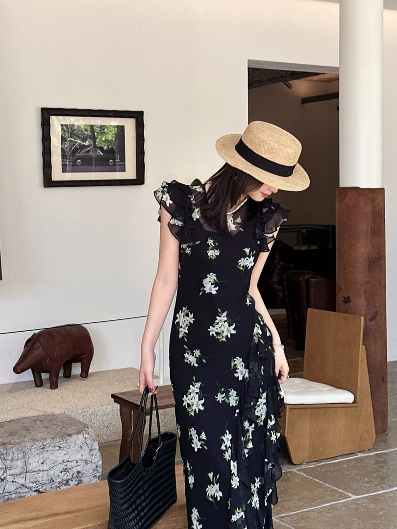 LUOZHIYIN/罗知音R123157W复古飞飞袖碎花连衣裙U型领无袖裙子