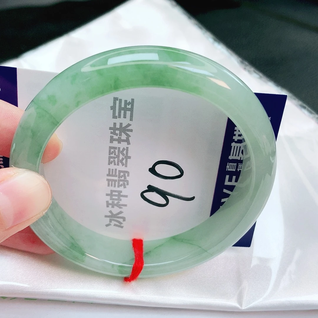 翡翠手镯未镶嵌缅甸天然A货翡翠手镯