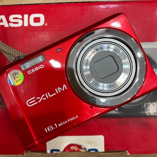 9新 Casio/卡西欧 zs6 带原盒 二手相机no退换