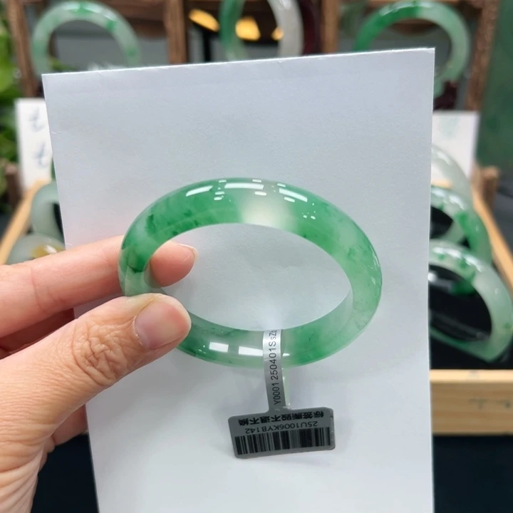 石英质玉未镶嵌手镯➕佳佳5354