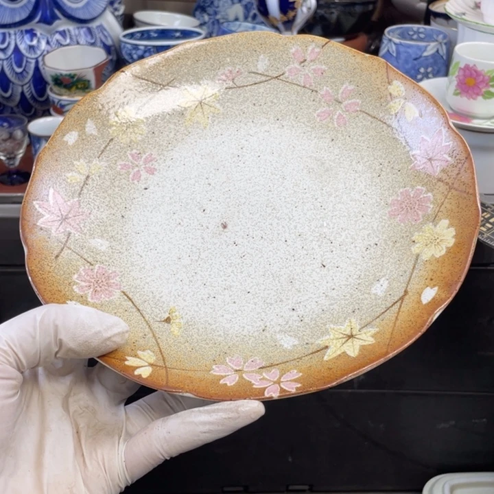 他家瓷器真美…开播了