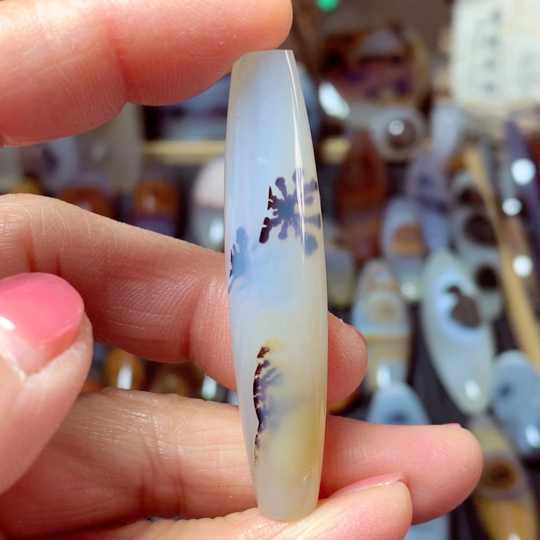 玛瑙/玉髓颈饰未镶嵌