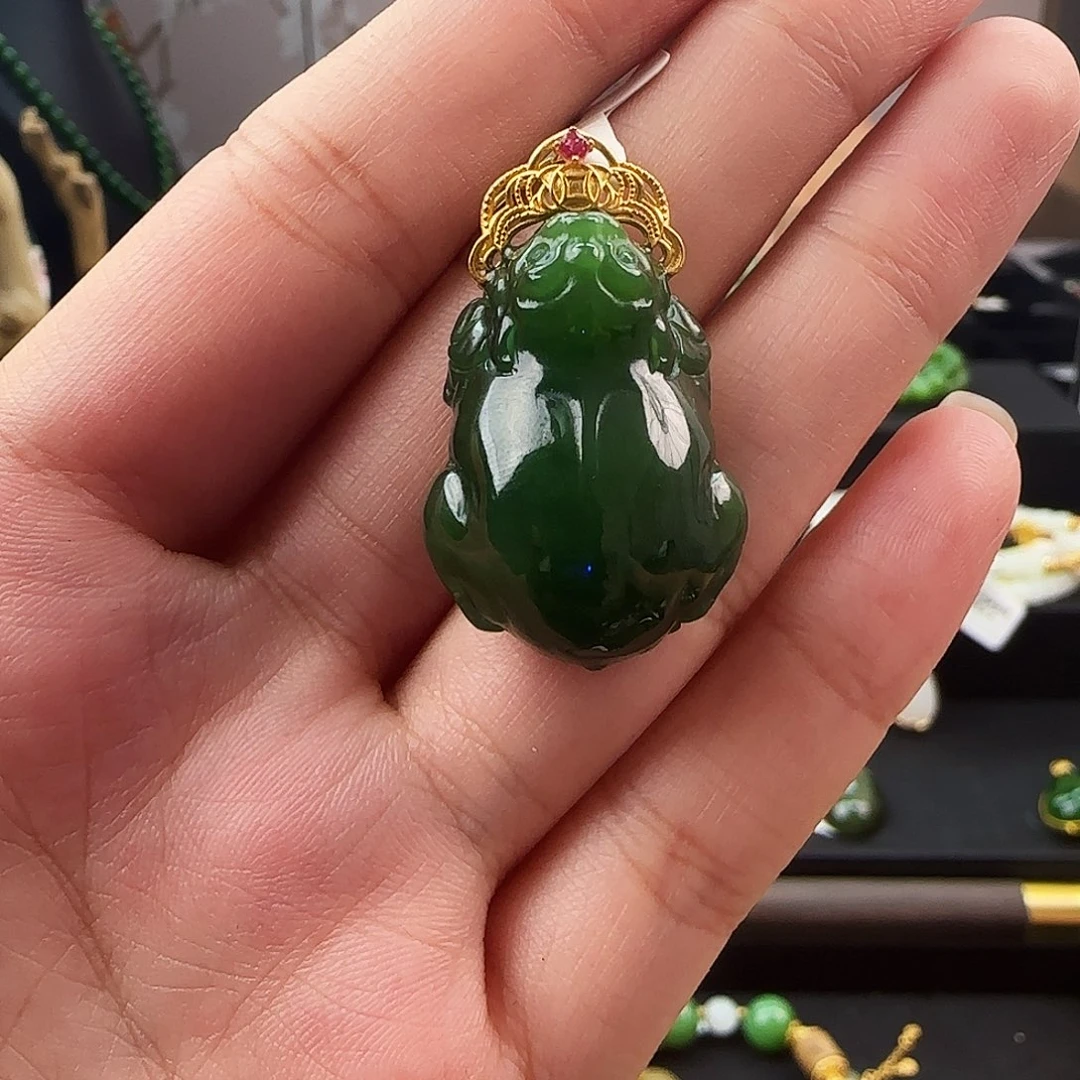 和田玉18K金镶嵌吊坠(不含链)