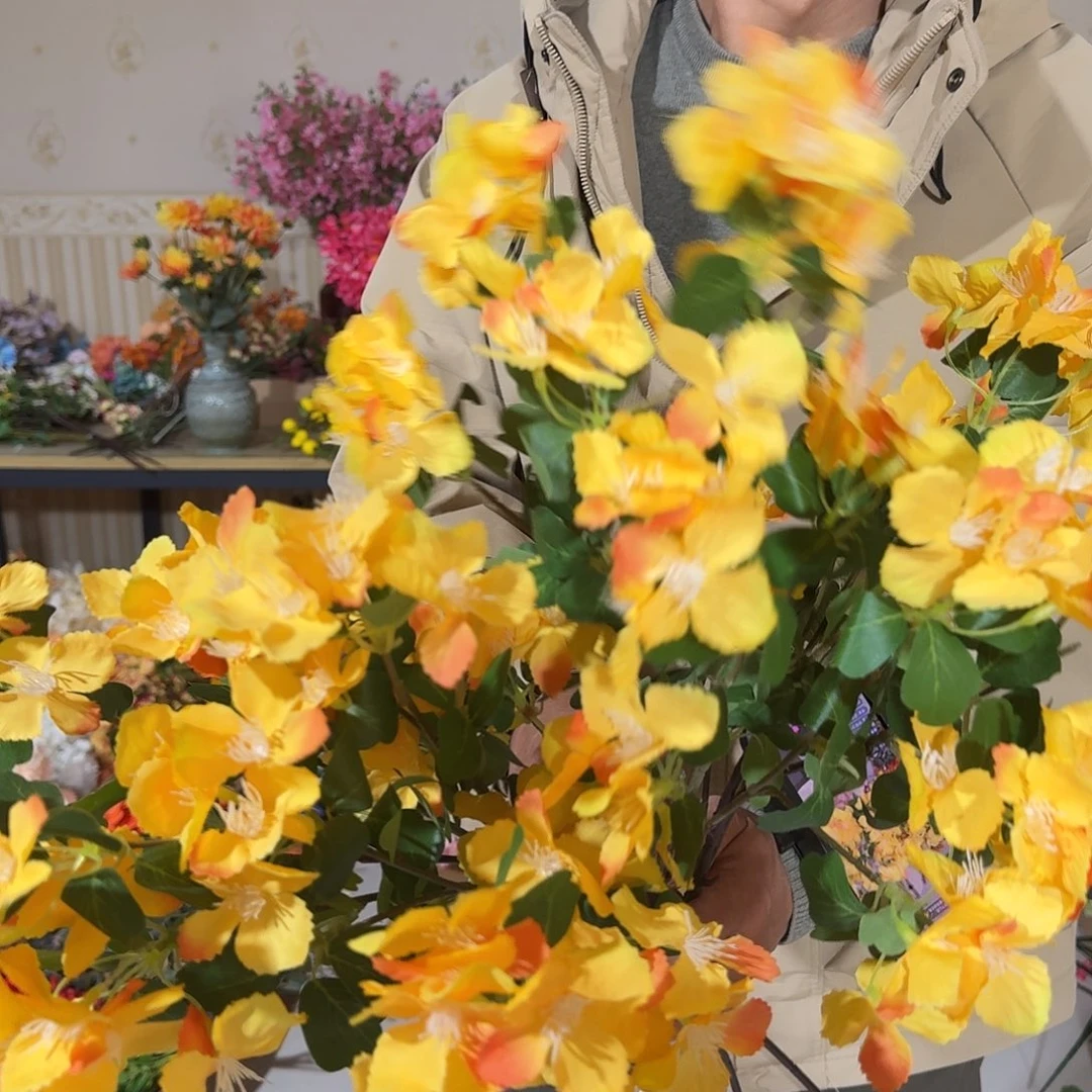 713号黄色5支大支➕2支叶