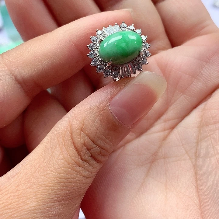 翡翠银S925镶嵌颈饰翡翠