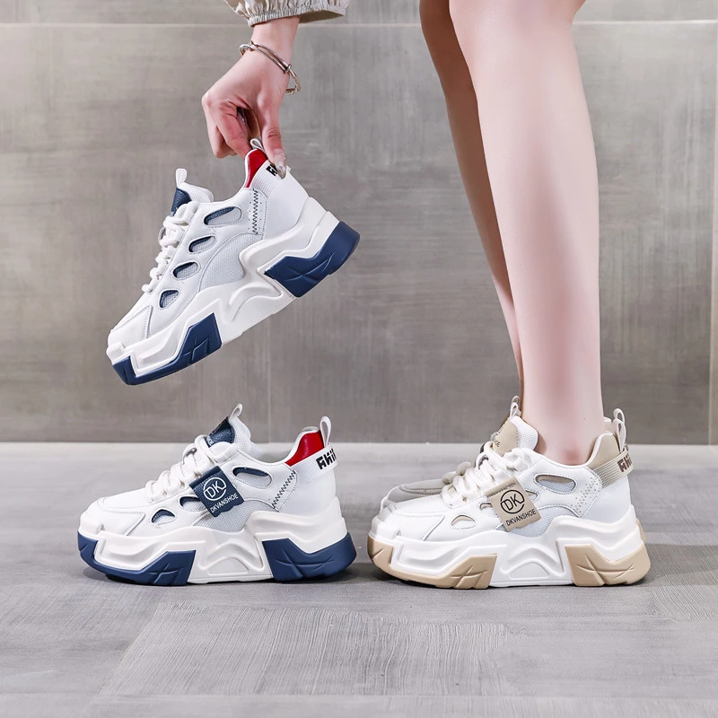 厚底轻便运动老爹鞋女显脚小2025新款真皮百搭榴莲底内增高休闲鞋