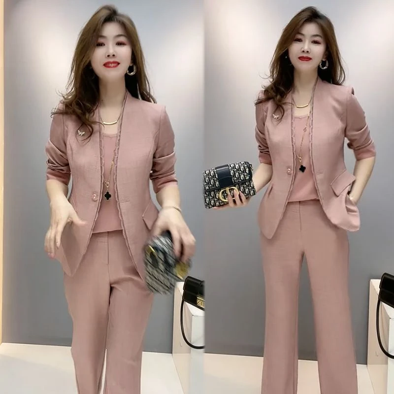 时尚西服套装女春季2025洋气新款气质宽松大码高档显瘦吊带三件套