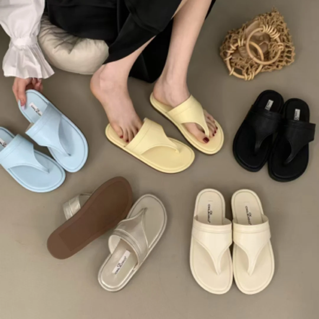 舒适简约胶粘人字拖设计感休闲流行元素女胶粘鞋小众