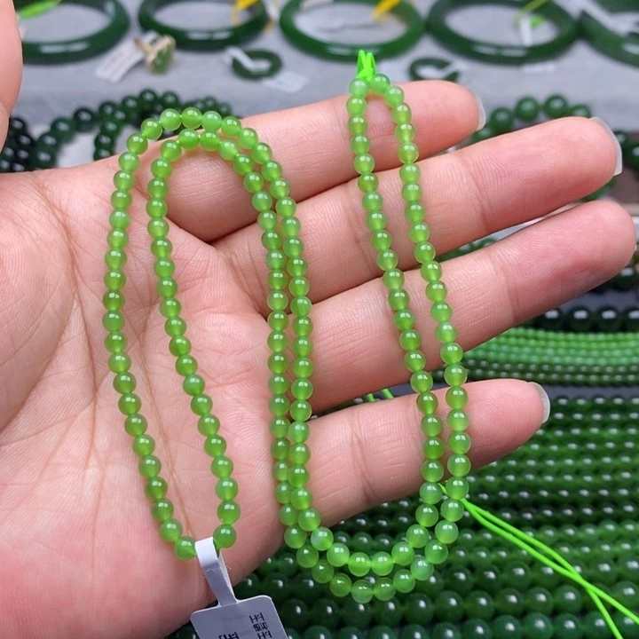 颈饰未镶嵌和田玉（碧玉）卡4