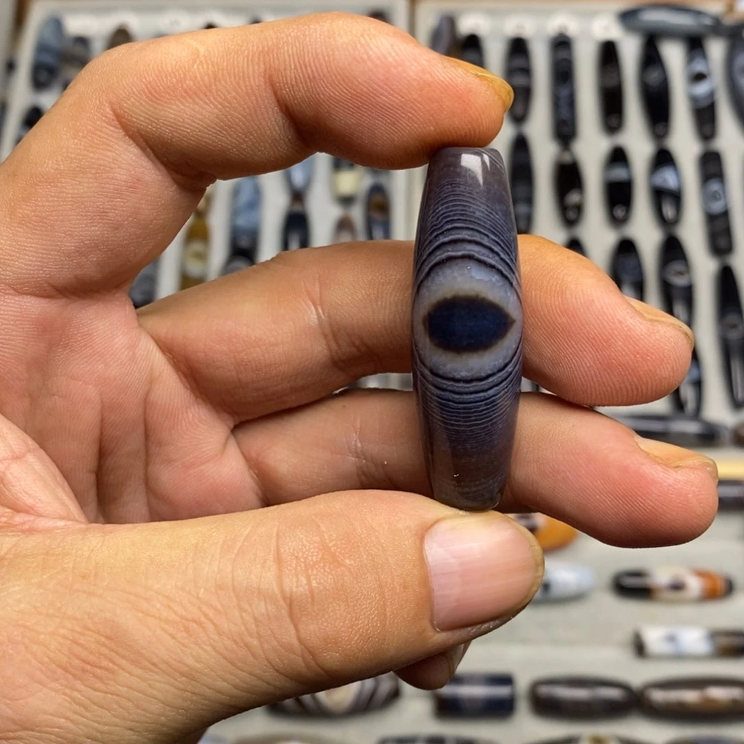 未镶嵌玛瑙/玉髓珠宝半成品飞**夫