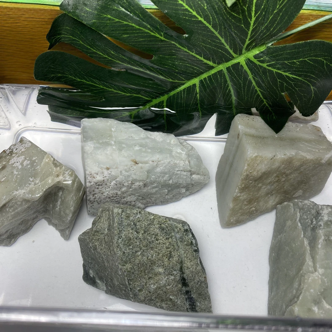 天然和田玉 玉石 鱼缸观景多样性发其一随机发