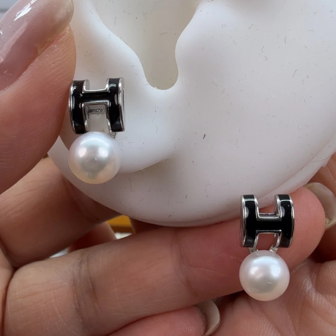 淡水珍珠耳饰未镶嵌