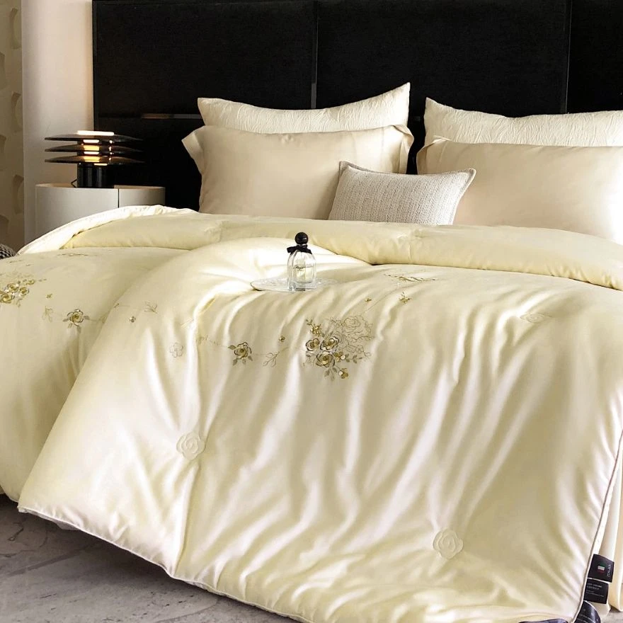 POCKET PIG/布袋猪DK-【凡欧米】加厚绣花保加利亚玫瑰冬被