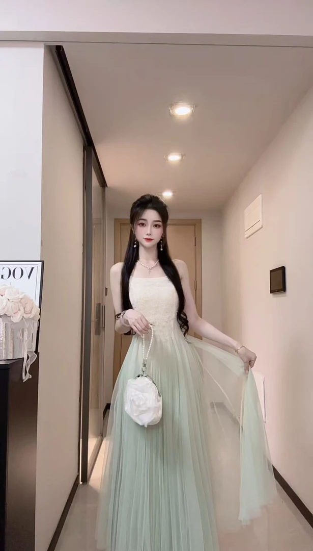 现货秒发----连衣裙显瘦气质长裙时尚纱裙长款女装设计师名媛仙气