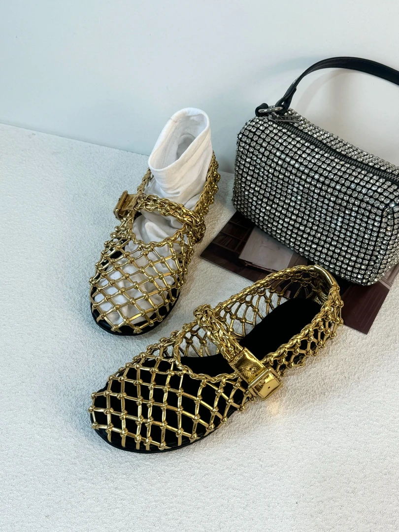 【RETICENT】凉鞋女款新款爆款夏天穿裙子专用鞋子防滑百搭洞洞鞋