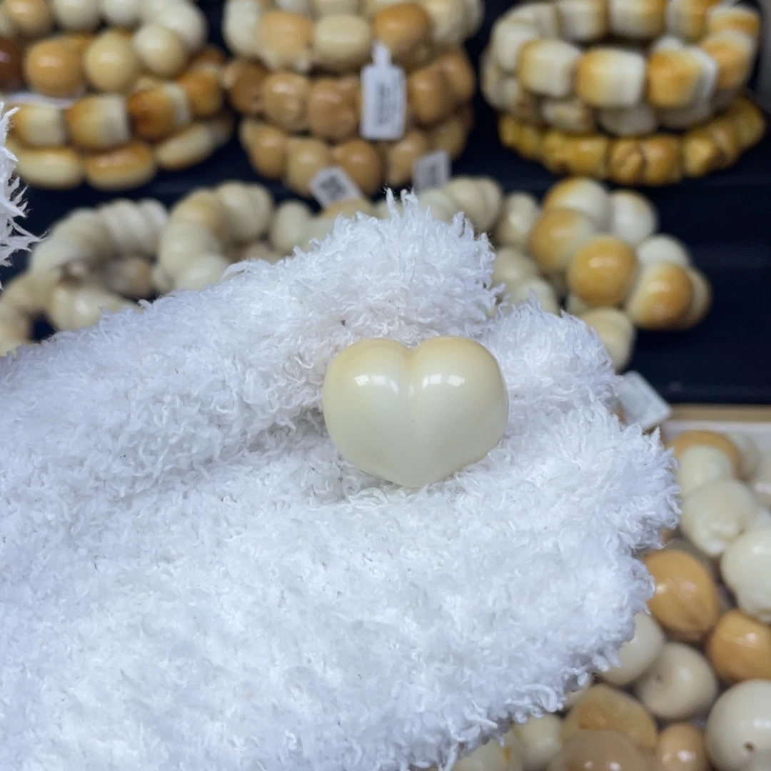 菩提根/象牙果吊坠10.24.46瑕