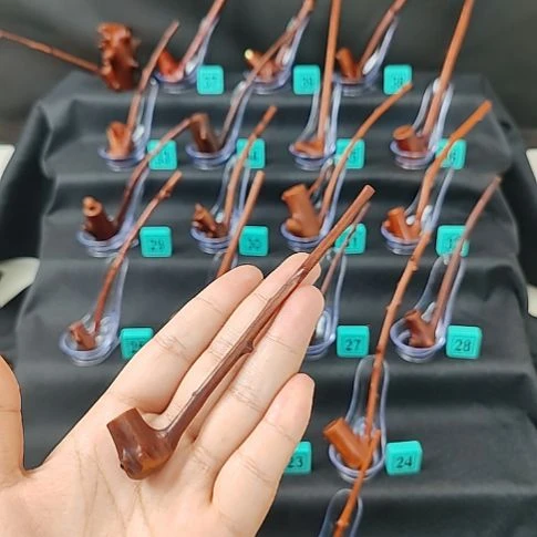 盛***下贵州檬子木烟斗一物一拍