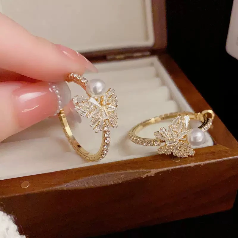 铜合金耳饰 【蝶梦】甜美风百搭金色简约耳饰时尚流苏耳扣日韩耳环