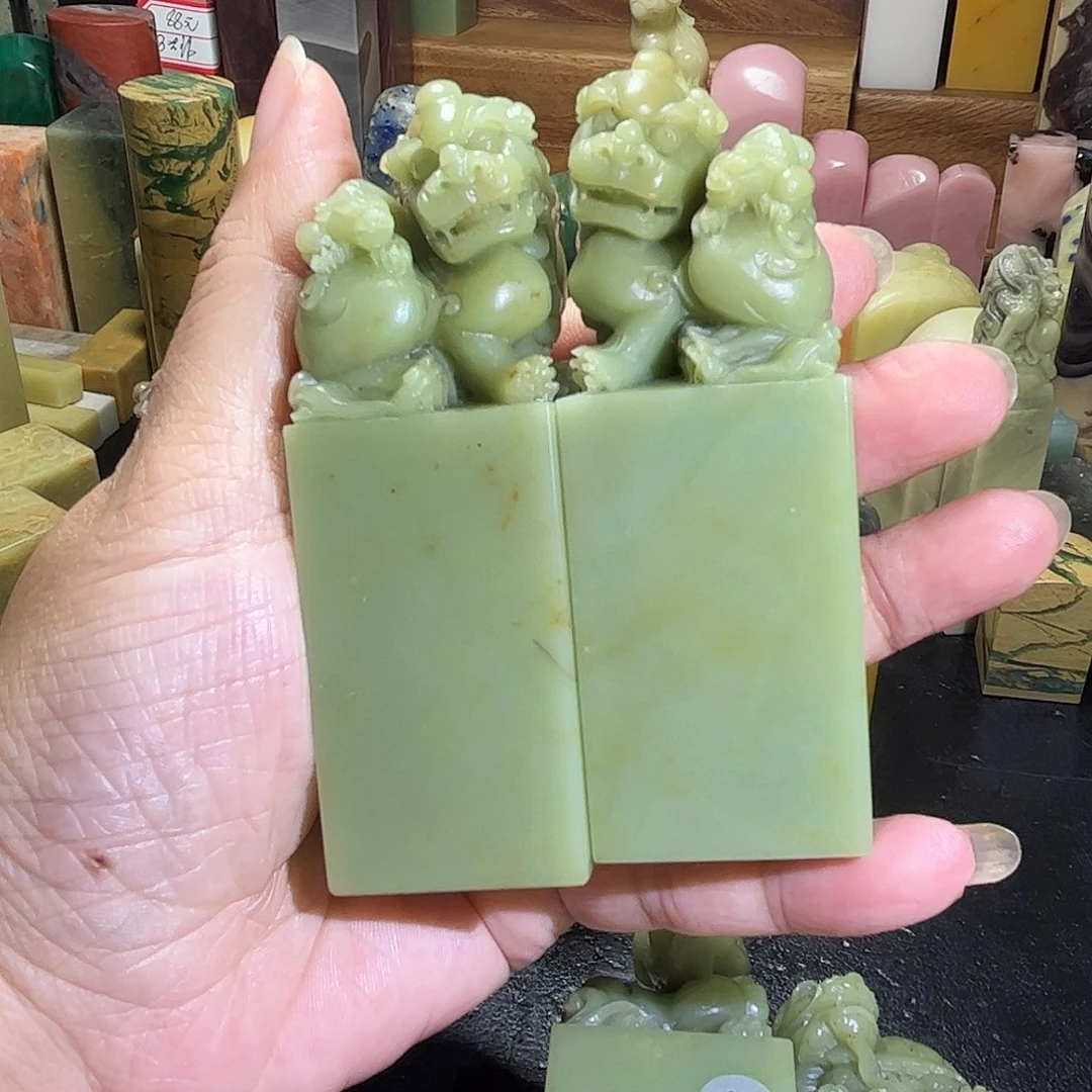 执***年青田石印石1111111111111111111