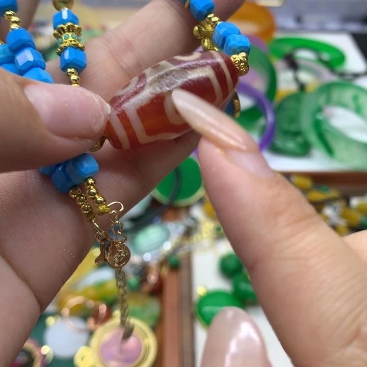 合金颈饰玛瑙/玉髓吊坠