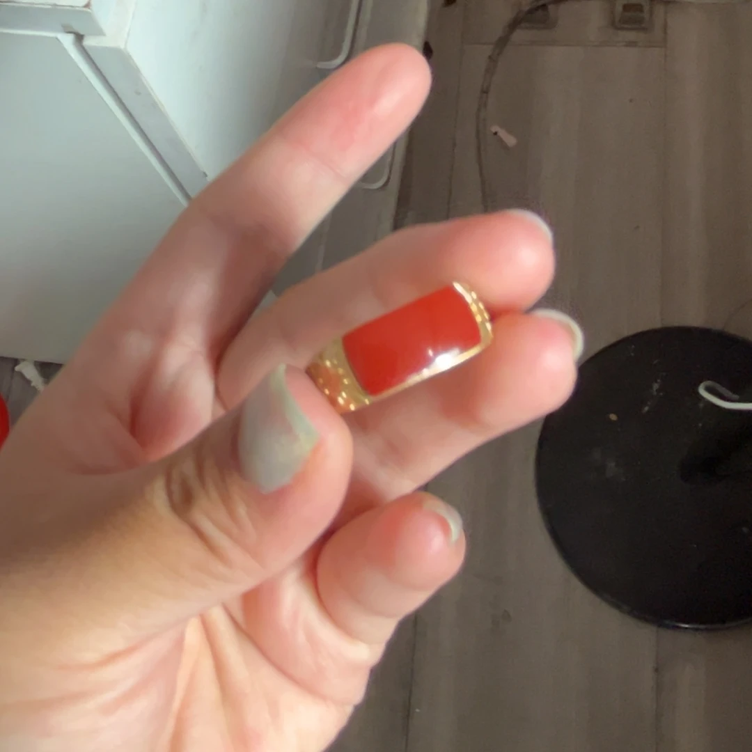 一***责南红玛瑙18K金镶嵌颈饰