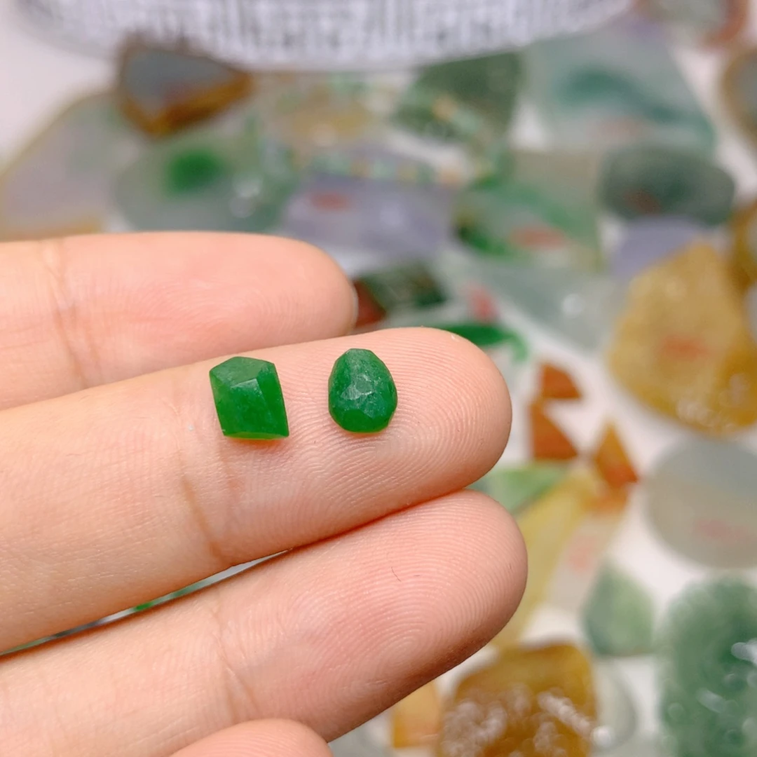 定制翡翠未镶嵌天然翡翠定制