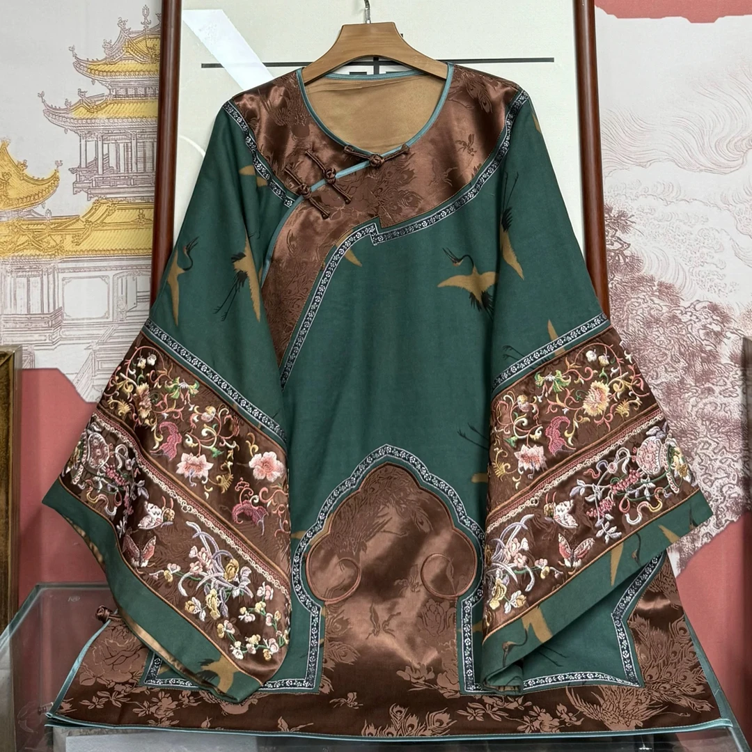 卿风24-30-2桑蚕丝绢纺香云纱刺绣国风斜襟气质宽松太太服上衣