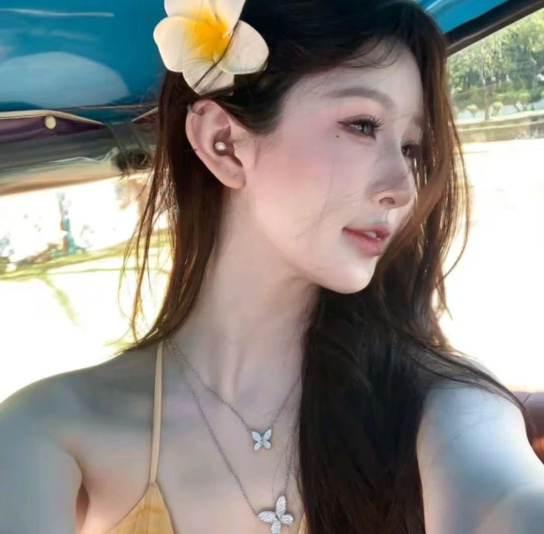 Umi● 宠粉 随机美衣 码数 颜色随机