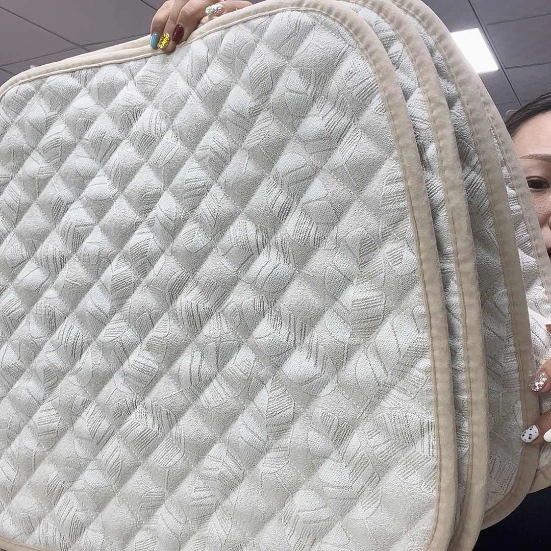 雪尼尔啦咯啦咯啦咯啦咯啦