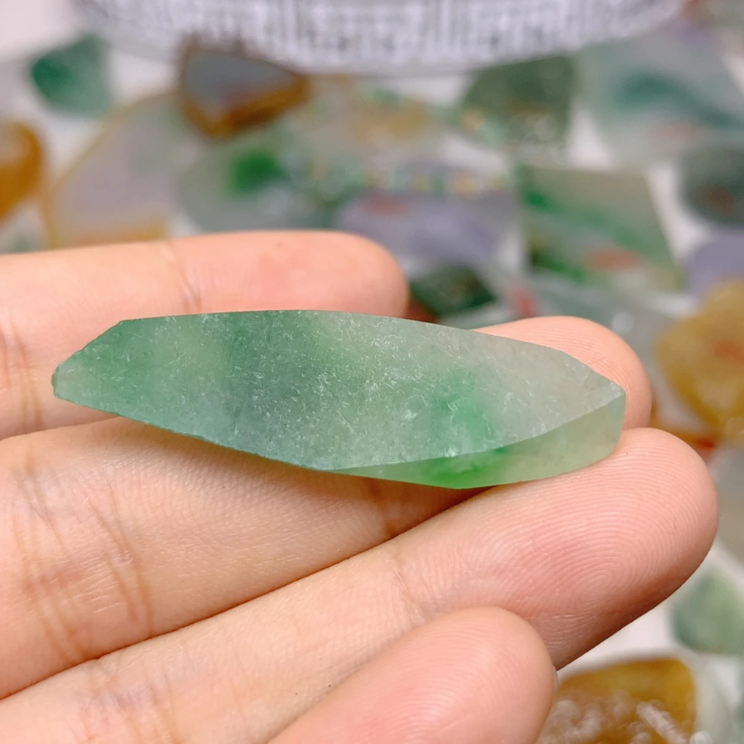 定制翡翠未镶嵌天然翡翠定制